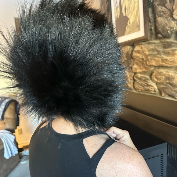 Vintage Sears Fashion Millinery Black Fur Hat Russian  Mod Mohawk Fabulous - Picture 2 of 7